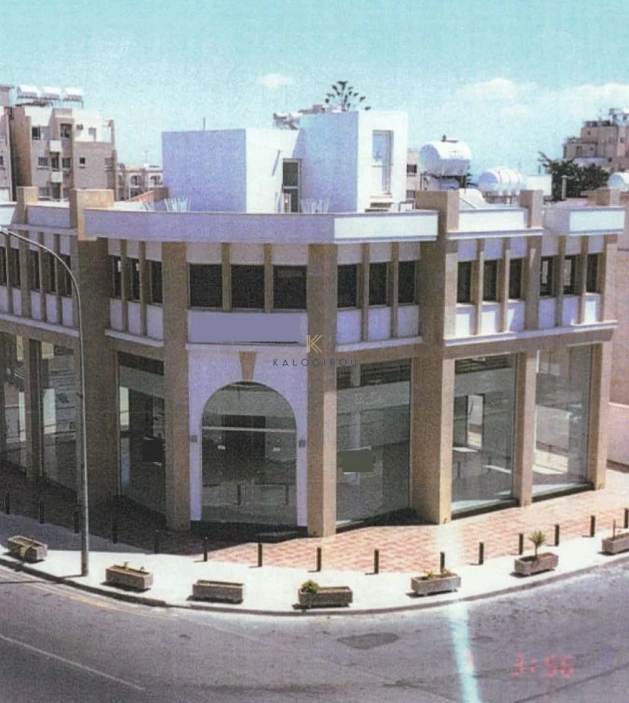 400m² Building for Sale in Larnaca District