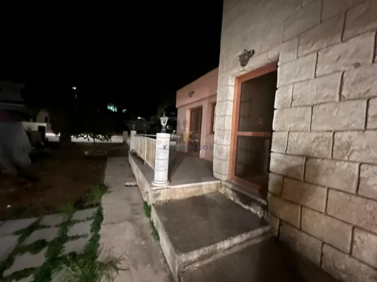 3 Bedroom House for Sale in Aradippou, Larnaca District