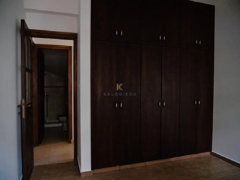 5 Bedroom House for Sale in Oroklini, Larnaca District
