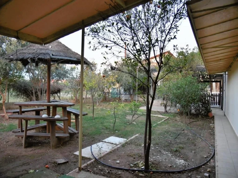 5 Bedroom House for Sale in Oroklini, Larnaca District