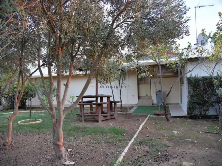 5 Bedroom House for Sale in Oroklini, Larnaca District