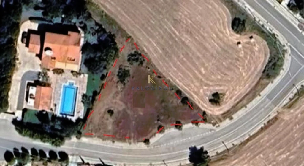 1,025m² Plot for Sale in Mosfiloti, Larnaca District