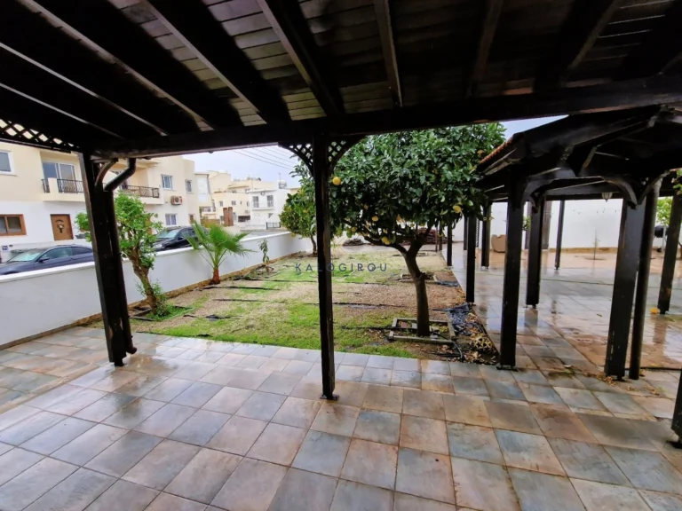 5 Bedroom House for Rent in Oroklini, Larnaca District
