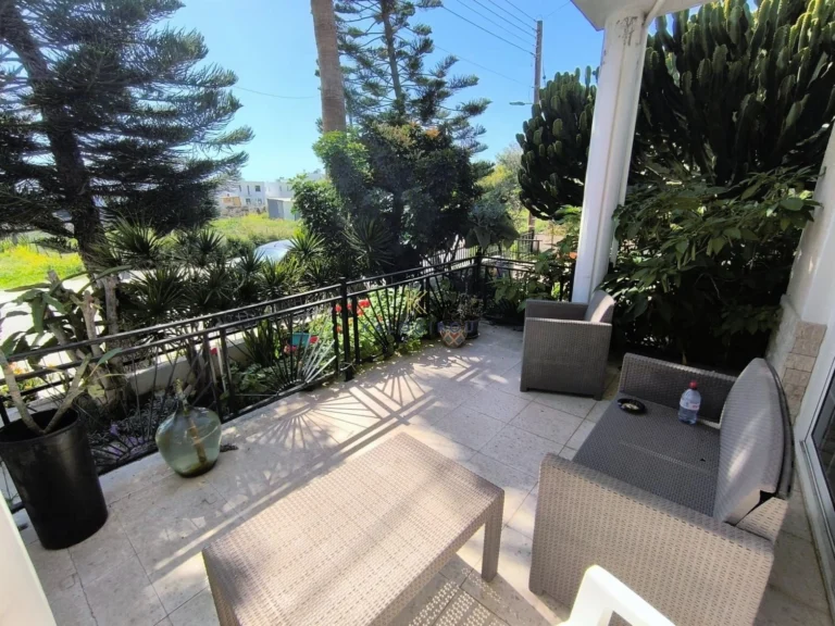 4 Bedroom House for Sale in Livadia Larnakas, Larnaca District