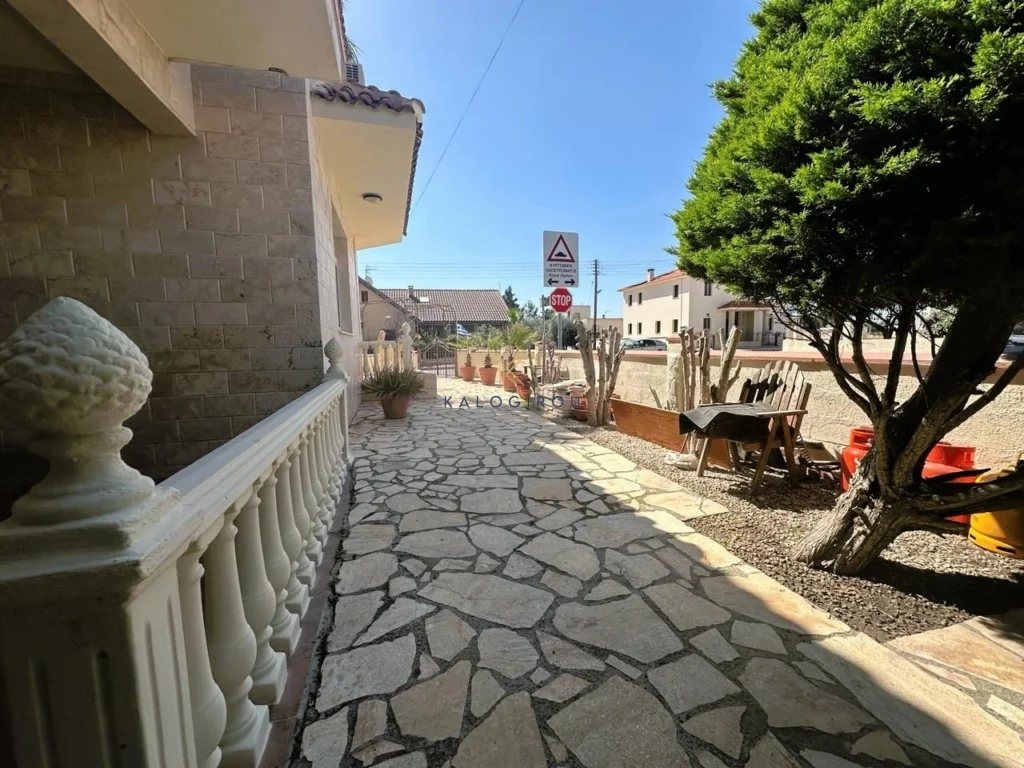 5 Bedroom House for Sale in Tersefanou, Larnaca District