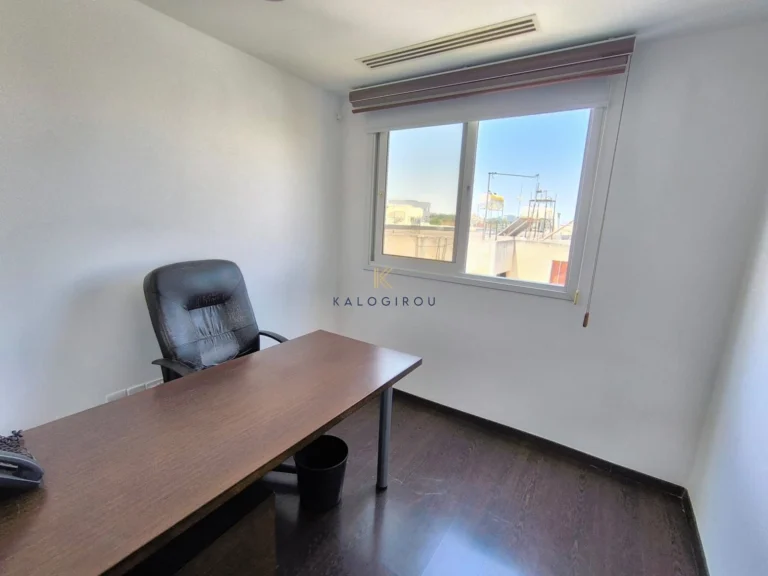 286m² Office for Sale in Larnaca District