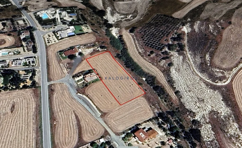 3,580m² Plot for Sale in Aradippou, Larnaca District