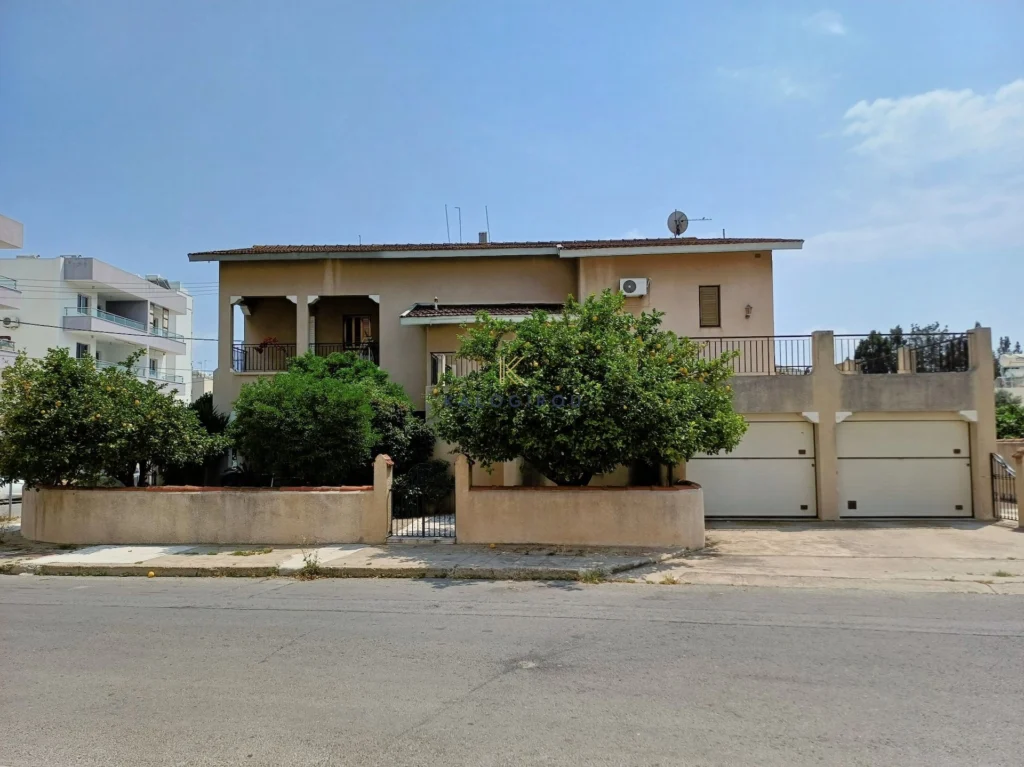 4 Bedroom House for Sale in Drosia, Larnaca District