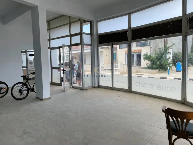 380m² Building for Sale in Kokkinotrimithia, Nicosia District