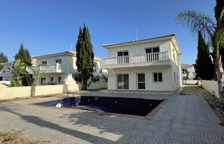 3 Bedroom House for Sale in Famagusta – Agia Napa