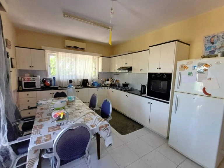 3 Bedroom House for Sale in Aradippou, Larnaca District