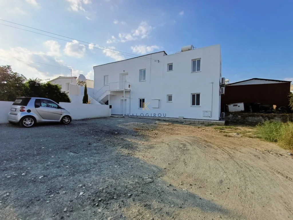 120m² Building for Sale in Livadia Larnakas, Larnaca District