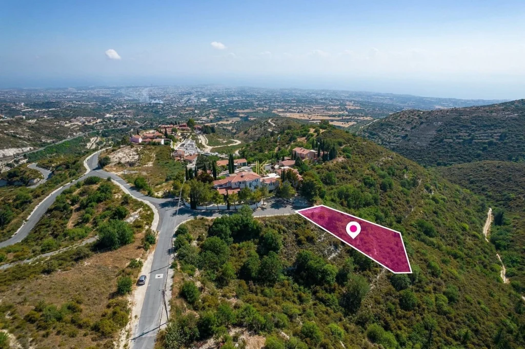 825m² Plot for Sale in Tsada, Paphos District