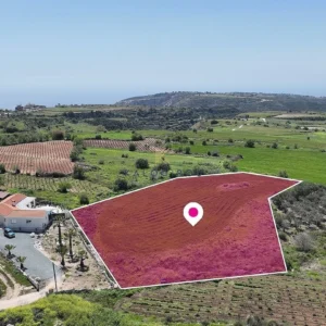 6,689m² Plot for Sale in Kathikas, Paphos District