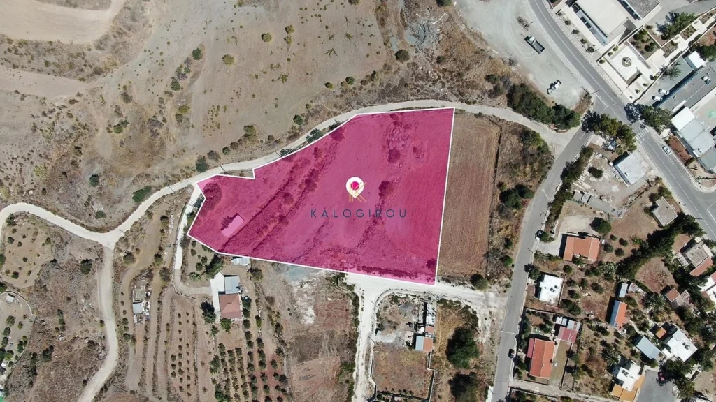 8,300m² Plot for Sale in Choletria, Paphos District