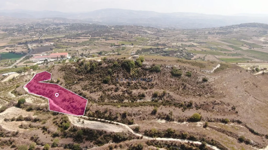 5,017m² Plot for Sale in Stroumpi, Paphos District