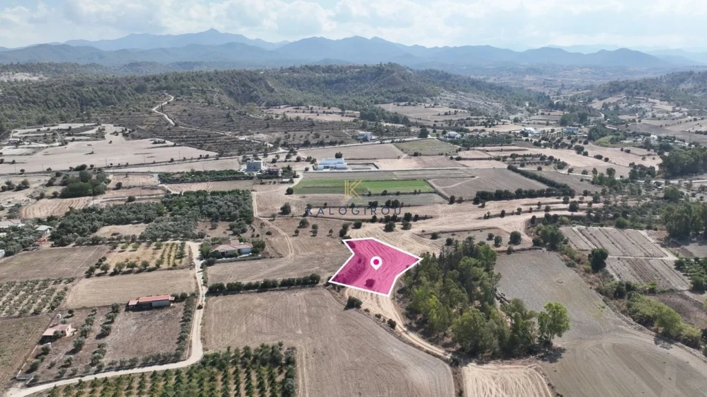 2,676m² Plot for Sale in Politiko, Nicosia District