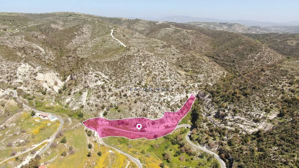 3,328m² Plot for Sale in Akoursos, Paphos District