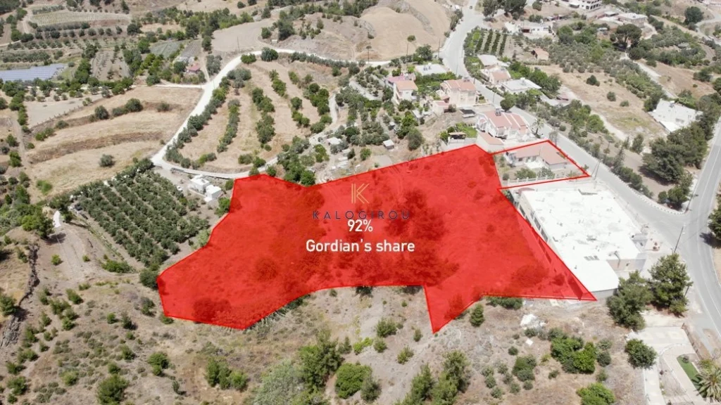 9,340m² Plot for Sale in Agia Marina Xyliatou, Nicosia District