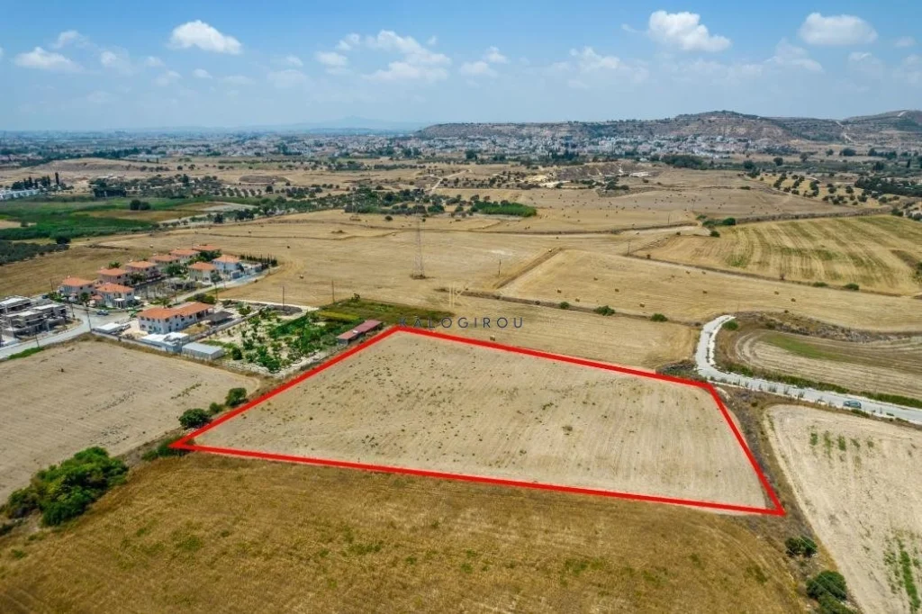 9,700m² Plot for Sale in Pyla, Larnaca District