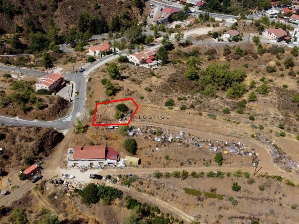 531m² Plot for Sale in Evrychou, Nicosia District