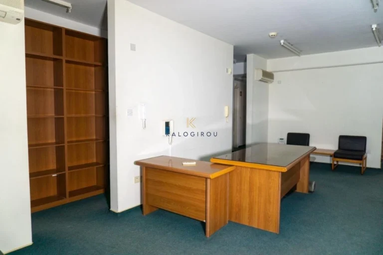 331m² Office for Sale in Agioi Omologites, Nicosia District