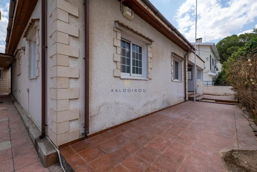 2 Bedroom House for Sale in Agioi Omologites, Nicosia District