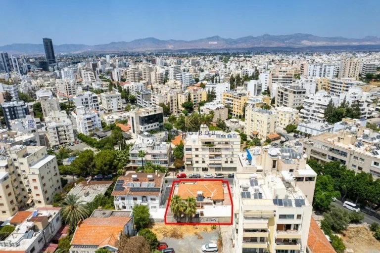 2 Bedroom House for Sale in Agioi Omologites, Nicosia District