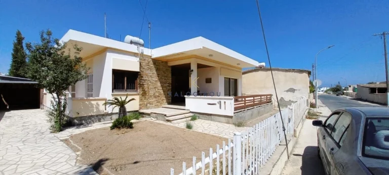3 Bedroom House for Sale in Livadia Larnakas, Larnaca District