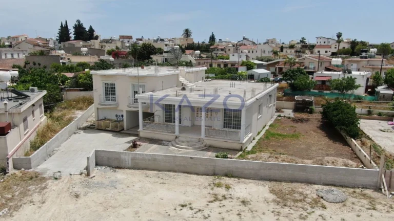 3 Bedroom House for Sale in Aradippou, Larnaca District