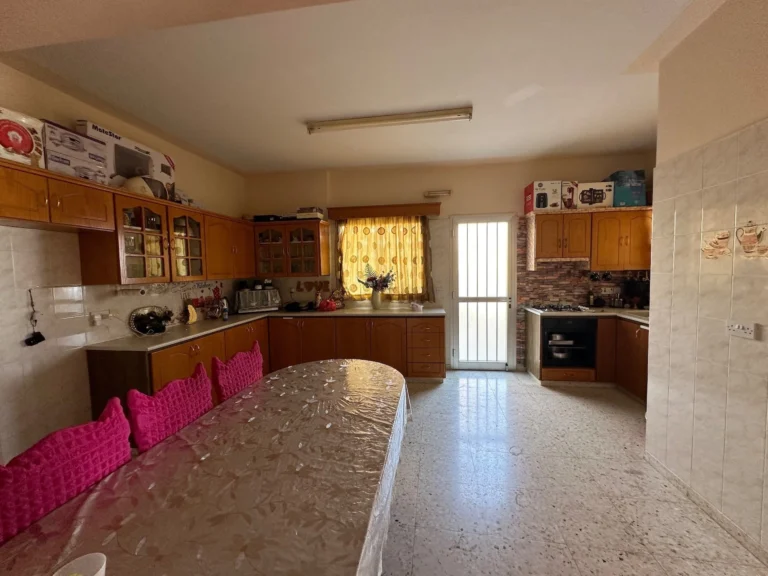 440m² Building for Sale in Pegeia, Paphos District