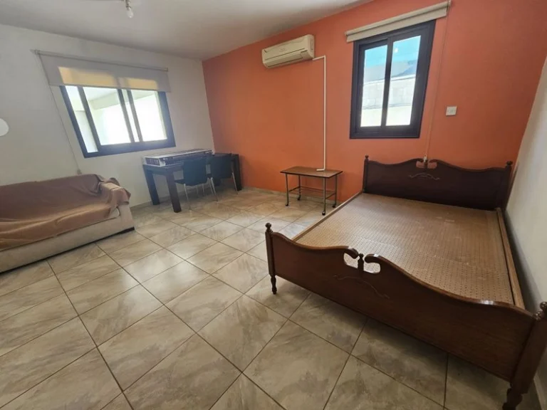 3 Bedroom House for Sale in Geroskipou, Paphos District