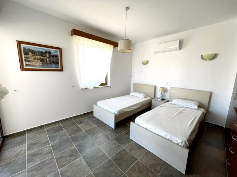4 Bedroom House for Rent in Argaka, Paphos District