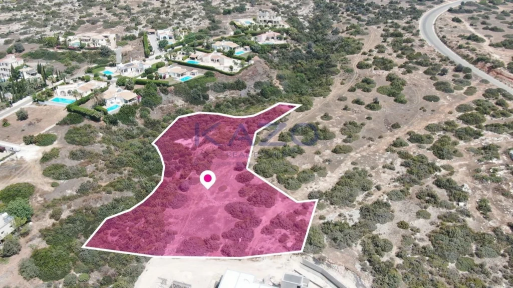 9,365m² Plot for Sale in Pegeia, Paphos District