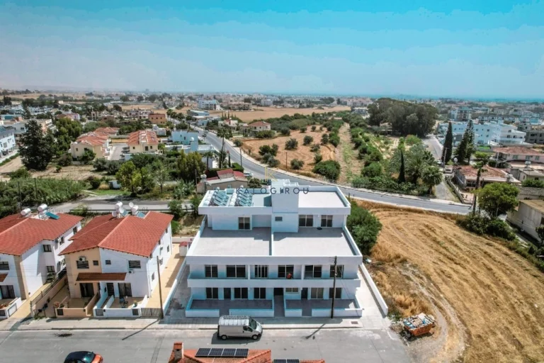 2 Bedroom Apartment for Sale in Livadia Larnakas, Larnaca District