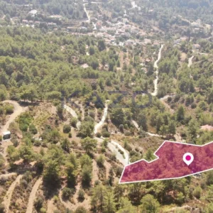 9,365m² Plot for Sale in Vavatsinia, Larnaca District