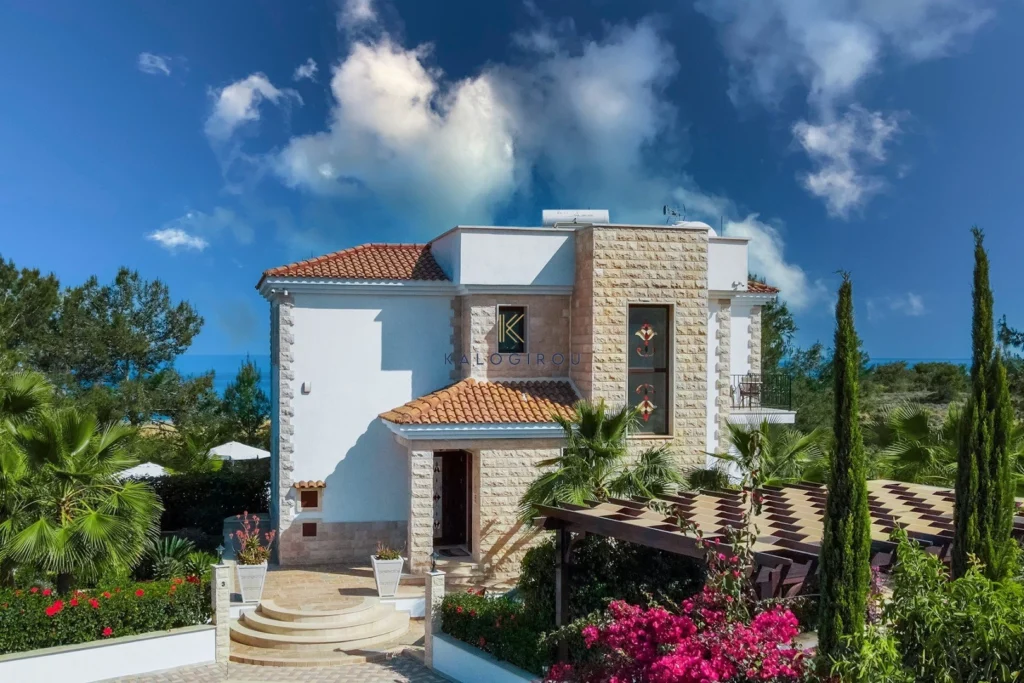 4 Bedroom House for Sale in Argaka, Paphos District