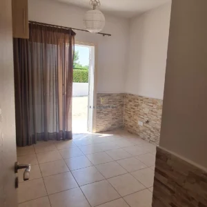 3 Bedroom House for Rent in Pervolia Larnacas