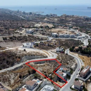 1,432m² Plot for Sale in Agios Tychonas, Limassol District