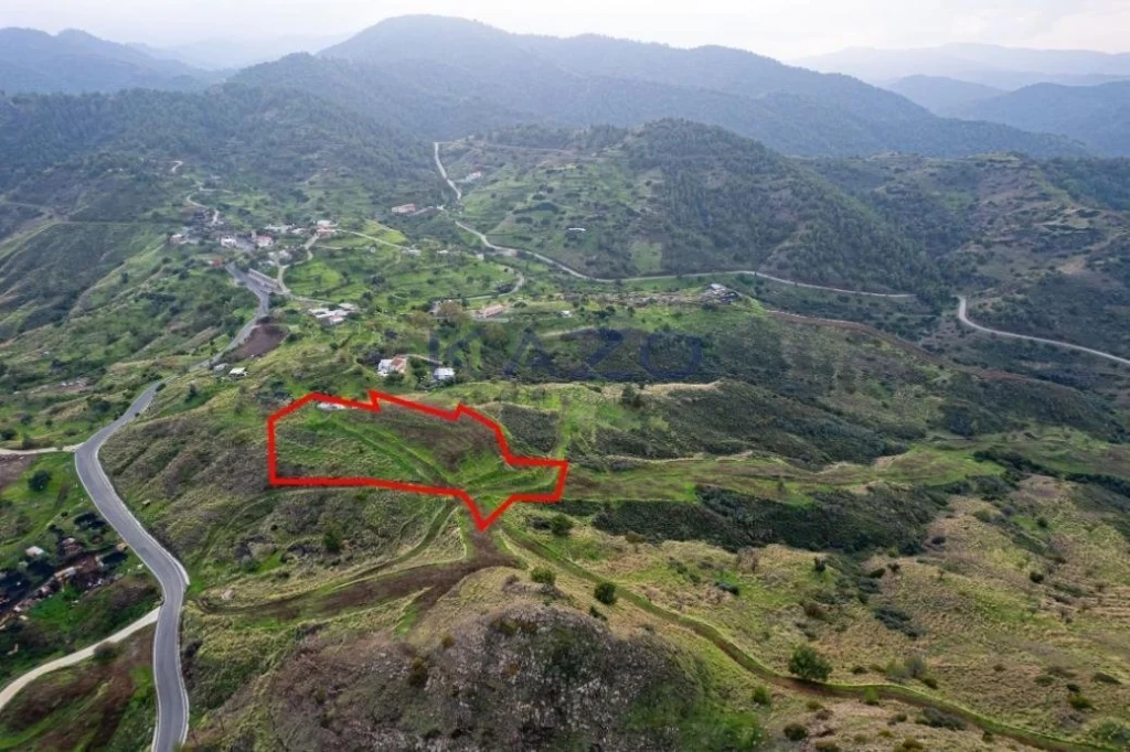 6,689m² Plot for Sale in Nicosia District