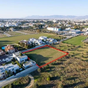 3,336m² Plot for Sale in Strovolos, Nicosia District