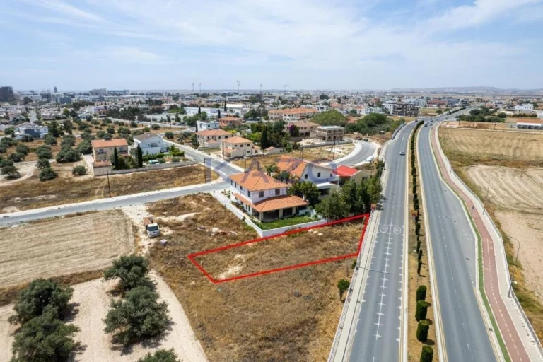 523m² Plot for Sale in Aradippou, Larnaca District