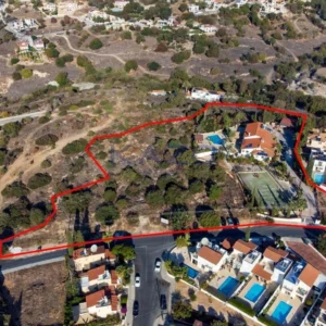 12,598m² Plot for Sale in Konia, Paphos District