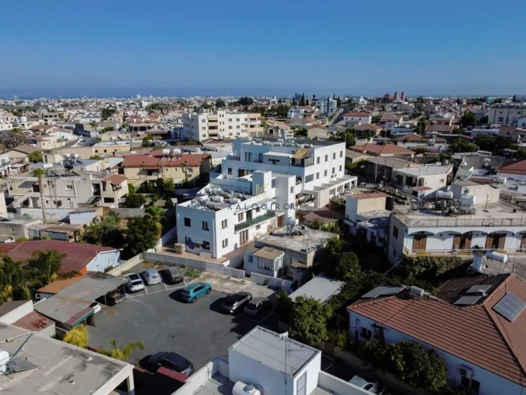 125m² Commercial for Sale in Aradippou, Larnaca District