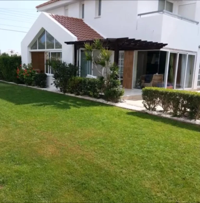 4 Bedroom House for Sale in Limassol – Agios Athanasios