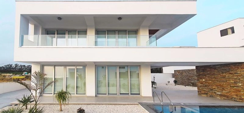 4 Bedroom House for Sale in Geroskipou, Paphos District