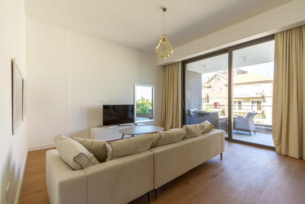 3 Bedroom Apartment for Rent in Germasogeia, Limassol District