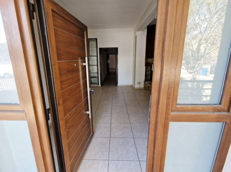 2 Bedroom House for Sale in Aglantzia, Nicosia District
