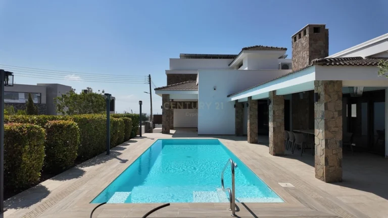 5 Bedroom House for Sale in Erimi, Limassol District