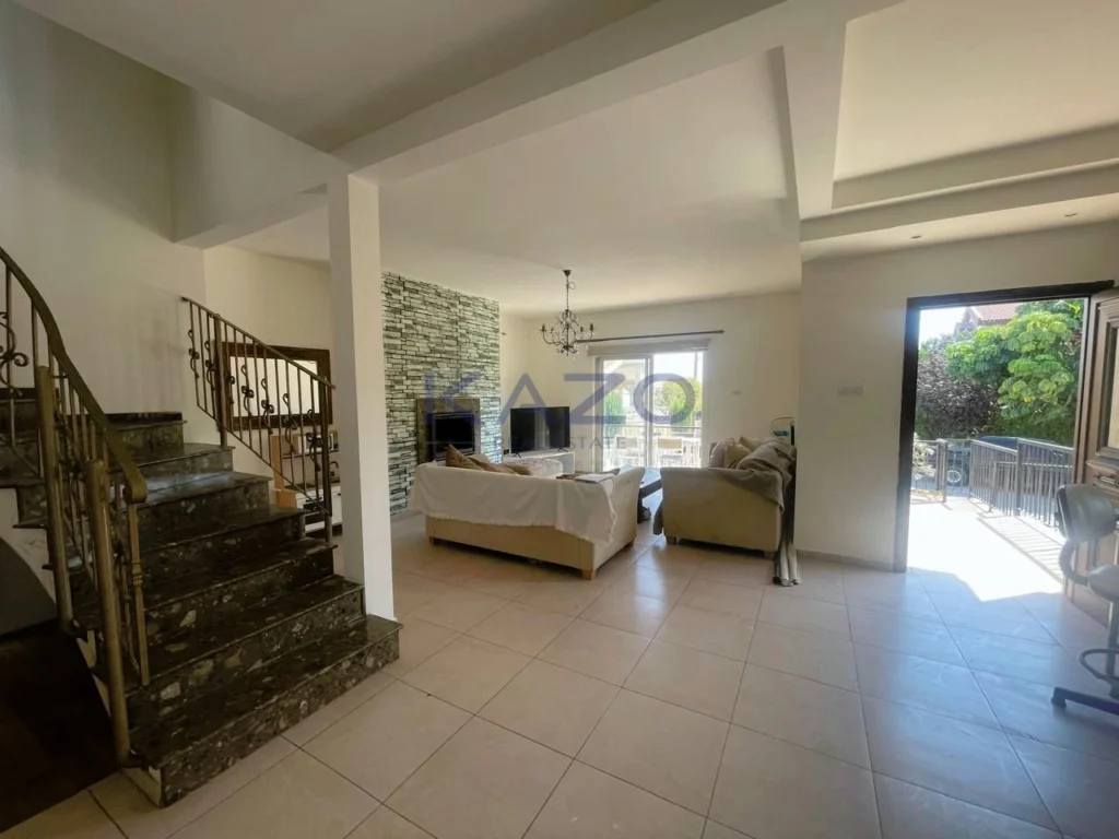 4 Bedroom House for Sale in Kolossi, Limassol District